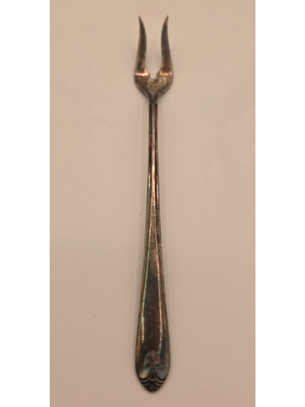 Vintage WM Rogers IS Lady Fair Design Cocktail Pickle Olive Fork - 6"